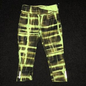 Nike dri-fit cropped leggings